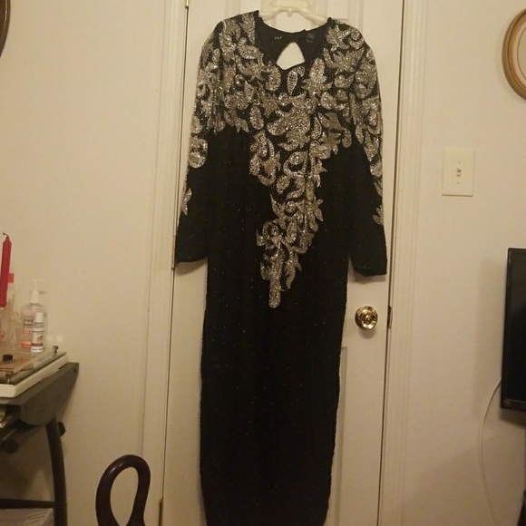 Ball gown - Picture 1 of 2